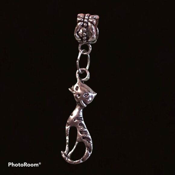 Jewelry - Cat Charm 